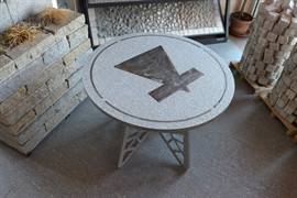 Table in Luserna Stone